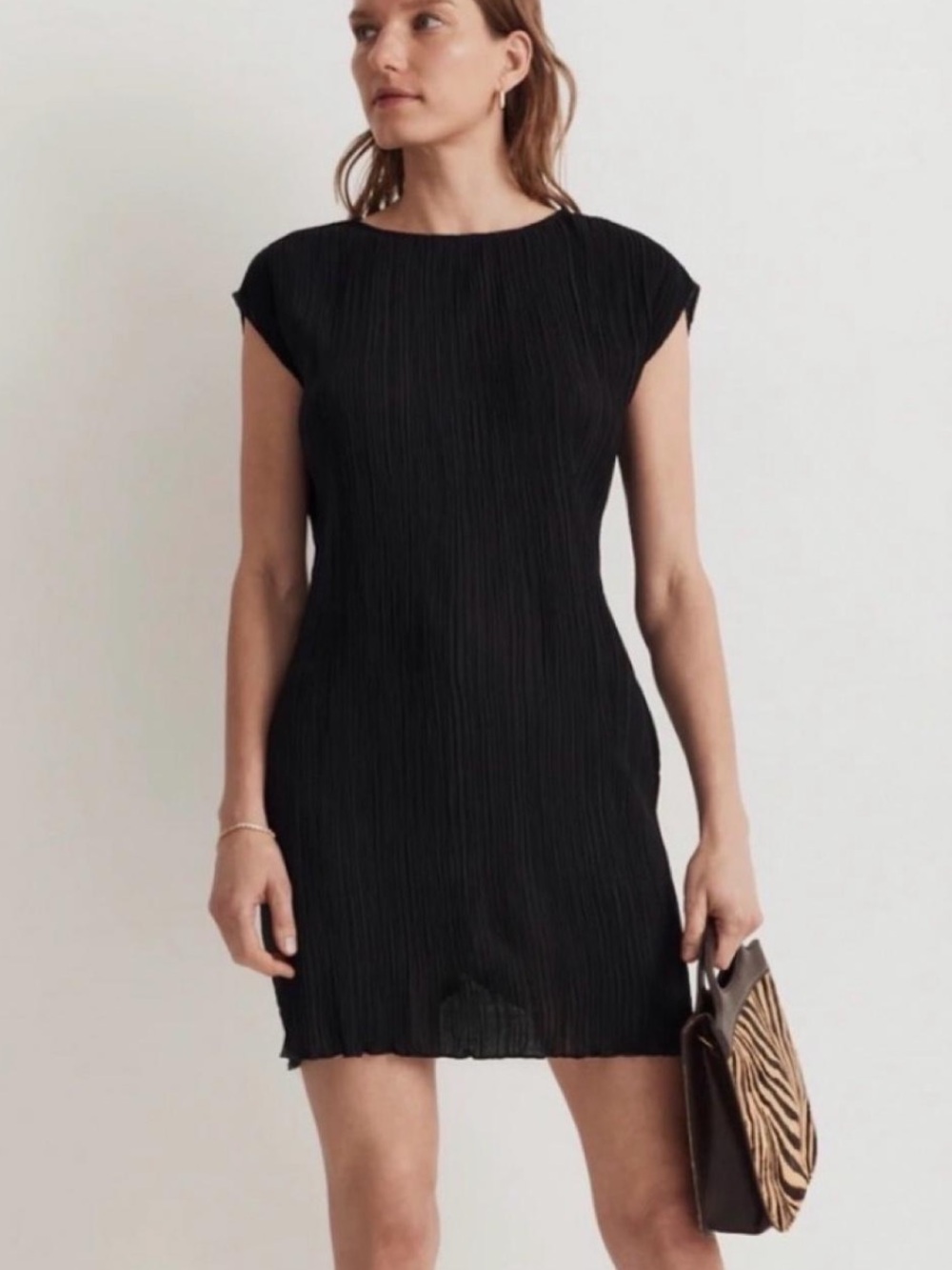 Madewell Black Pleated Cap Sleeve Shift Dress